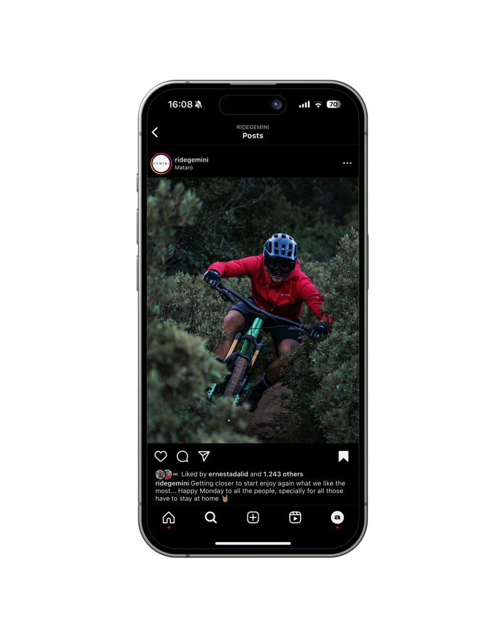 ApperStudio_cycling_brand_GEMINI_17